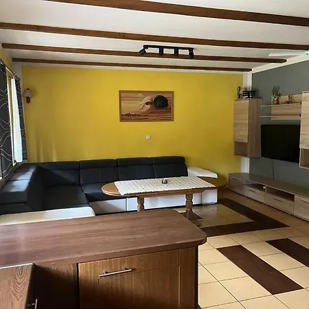 Holiday home Nad Jeziorem Harsz